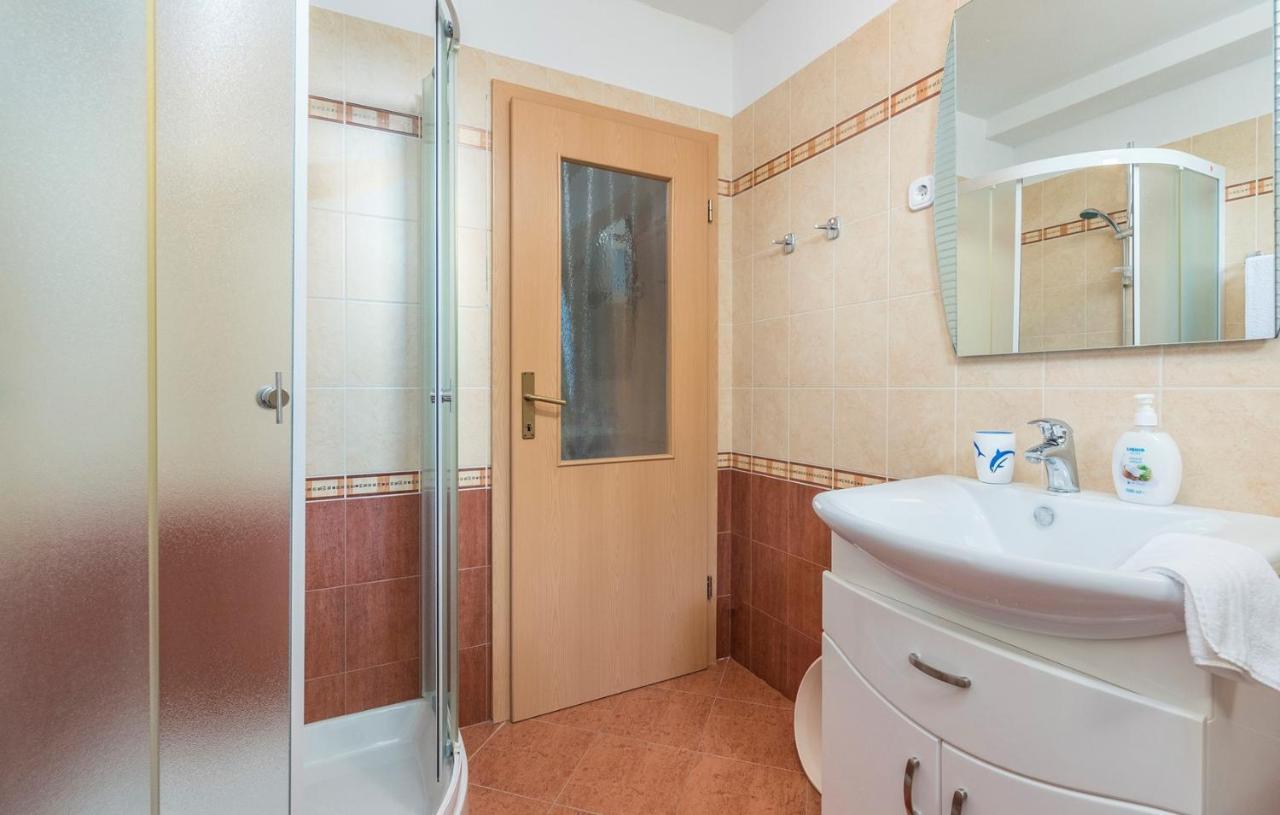 Apartment Nensi Poreč Extérieur photo